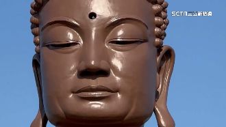 獨／哪來的光？八卦山大佛直播額頭閃紅點