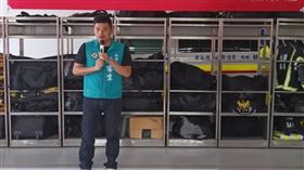 ▲陳睿生爭取補助所屬機關辦理公共工程建設及設備採購「自動給氧甦醒器」予新屋分隊。（圖／桃園電子報）