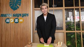 江曜綸投資副業開馬來西亞料理餐廳，捐一日營業額做公益。（圖／紅心字會提供）