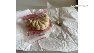 獨／吃糕餅咬螺絲　消費者舌頭見血牙斷裂