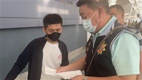 國際刑警與泰警合作，遣返李姓、江姓通緝犯。（圖／翻攝畫面）