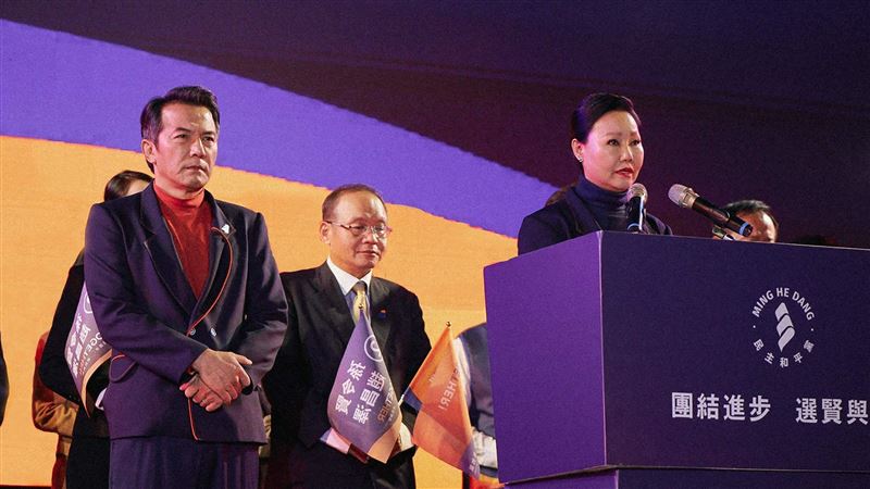 賴佩霞對手是她　明天「快狠準」公開對尬