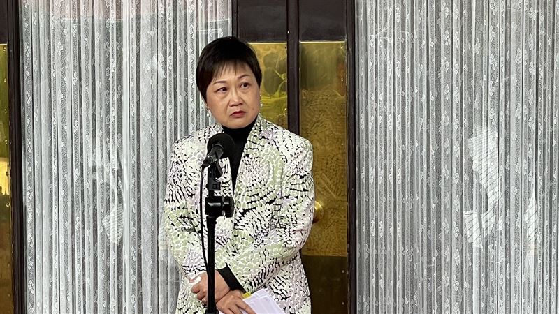 王鴻薇控性騷吃案減薪　徐佳青哽咽回應了