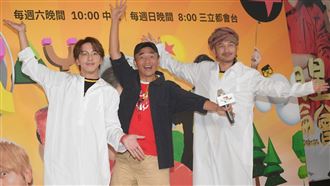 KID玩很大遭長頸鹿踩胸　憲哥嚇曝會死人