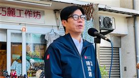 趙天麟婚外情  陳其邁：立委布局需審慎評估高雄市長陳其邁（圖）24日接受媒體訪問時被問及對民進黨立委趙天麟婚外情的看法，他表示，趙天麟應該深自檢討，立委布局必須審慎評估。中央社記者林巧璉攝  112年10月24日