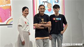 T1職籃會長的錢薇娟、「戲劇女神」林予晞、新銳藝術家朱晨維共同出席「傳奇由你定義：Be True 跨界聯展」。（圖／記者蔡厚瑄攝影）