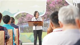 蔡培慧爭取110億集集線連接田中高鐵，蔡英文視察宣布118年完工（圖／蔡培慧辦公室提供）