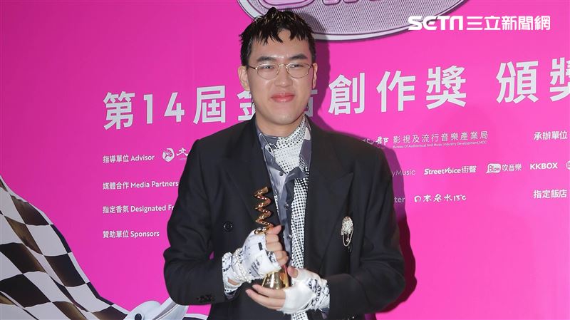 Gummy b新髮型亮相！奪金音獎嗆阿跨面