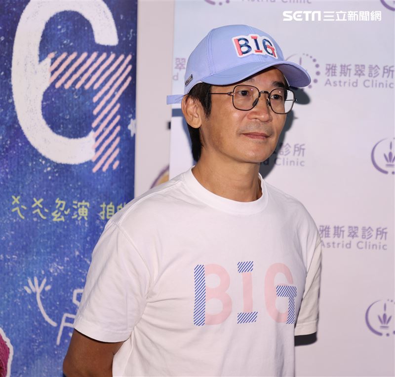 遭郭台強控欠債4500萬！魏德聖首現身「反應曝光」：要快樂一點。（圖／記者邱榮吉攝影）