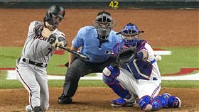 ▲響尾蛇台、美混血大物卡洛爾（Corbin Carroll）世界大賽連2戰有打點。（圖／美聯社／達志影像）