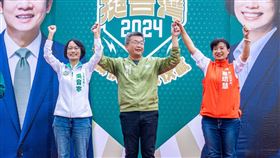 蔡其昌、陳吉仲、吳音寧、蔡培慧（吳音寧辦公室提供）