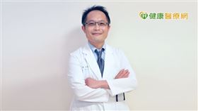 涂智彥醫師指出，比起免疫療法、化療，目前最能提升非小細胞肺癌存活率又不影響生活品質的治療就屬標靶藥物治療。