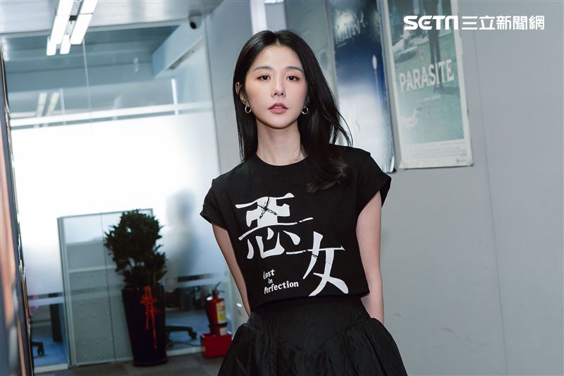 邵雨薇《惡女》三立新聞網專訪。（圖／記者楊澍攝影）