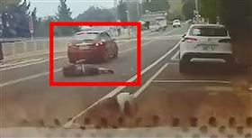 南投,天空步道,迴轉,雙黃線,輾過,汽車,機車