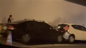 嘉義,國道,蘭潭隧道,車禍,翻攝綠豆嘉義人臉書