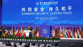 張又俠香山論壇演講  稱台灣是中國核心利益中共中央軍委副主席張又俠30日在第十屆北京香山論壇作主旨演講。他呼籲美方「不能在重大敏感問題上故意挑釁添亂」，強調台灣是中國核心利益，並稱無論誰想把台灣以任何形式從中國分裂出去，中國軍隊都絕不答應、絕不手軟。中央社記者呂佳蓉北京攝  112年10月30日