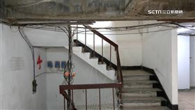 獨家／恐怖危樓！直擊「三重29街」　 天花板塌、鋼筋裸露