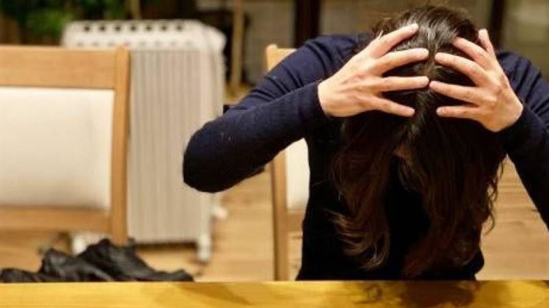 小叔交女友同住！她見壞習慣無奈嘆氣