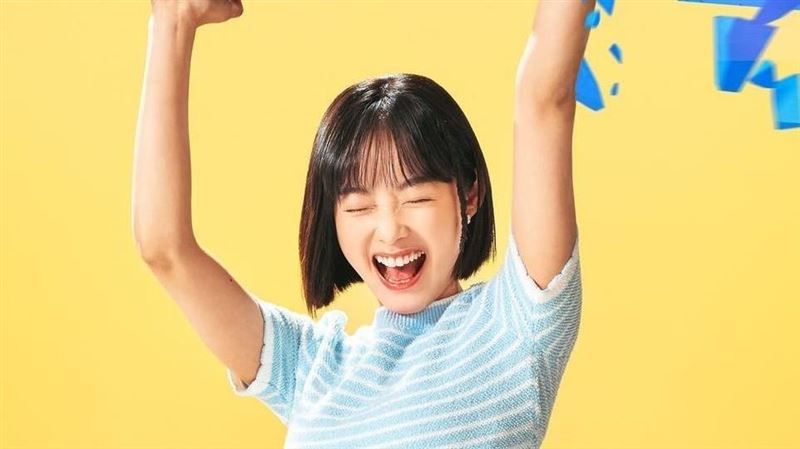 《魷魚》女星爆紅前送外賣！新劇收視奪冠