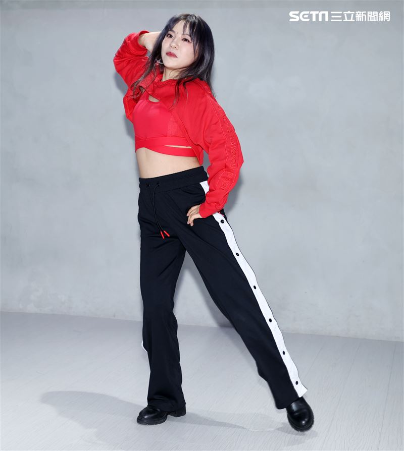 丁噹演唱會練舞彩排。（記者邱榮吉/攝影）