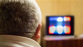 老人、公公、看電視（示意圖／翻攝自Pixabay）