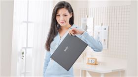 僅有990克的極致纖薄商務筆電Prestige 13 Evo，雙十一狂歡優惠價輕鬆入手。（圖／品牌提供）