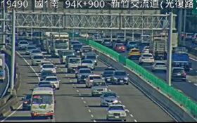 國道一號南下新竹段車禍。（圖／取自高公局）