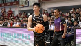 ▲T1聯盟接獲陳靖寰坦承涉賭事宜，若犯罪屬實最高可罰1000萬台幣，並永不得進入球場。（資料圖／臺南台鋼獵鷹提供）