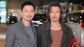 劉德華和謝霆鋒睽違12年再合演電影《怒火蔓延》。（圖／翻攝微博）