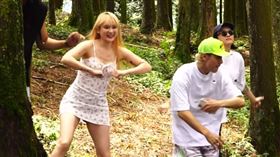 洗菜（左）近日與顏佑庭出遊（圖／翻攝自IG）