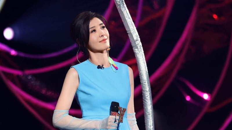 玉女歌手翻唱〈溫柔〉五月天「現身」加持