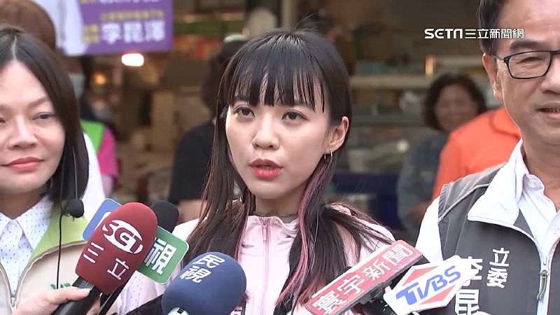 獨／正式通過提名！黃捷1天跑2市場訪商圈