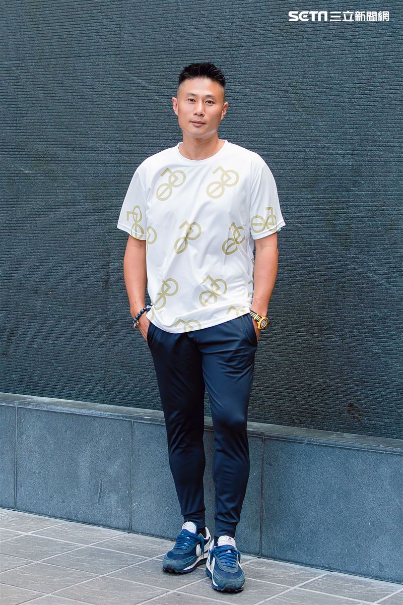 小刀三立新聞網專訪。（圖／記者楊澍攝影）