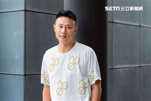 小刀三立新聞網專訪。（圖／記者楊澍攝影）