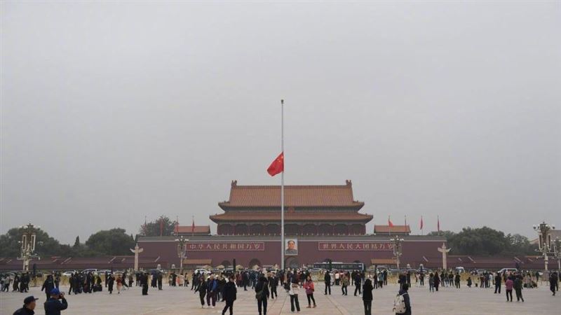 李克強遺體今火化　陸官媒僅發下半旗照