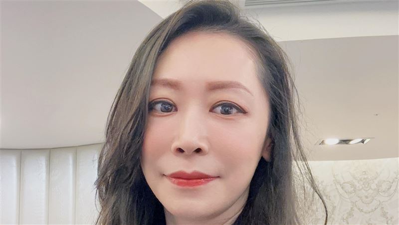 前夫2度偷吃離婚　購物專家遭爆有第二春
