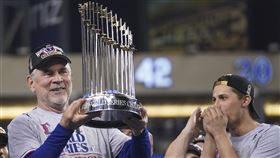 ▲遊騎兵總教練波奇（Bruce Bochy）執教第4冠。（圖／美聯社／達志影像）