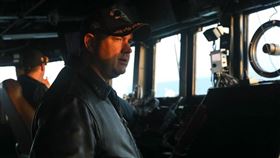 美軍第七艦隊在社群媒體上發布消息指出，勃克級驅逐艦「裴拉塔號」和加拿大皇家海軍渥太華號1日經過台灣海峽。（圖/翻攝自twitter.com/US7thFleet）