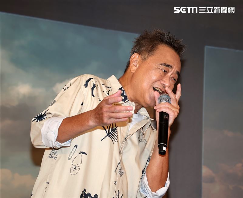 陳昇跨年演唱會啟售記者會，對於捲入Me Too性騷風波，今現身道歉。（圖／記者邱榮吉攝影）