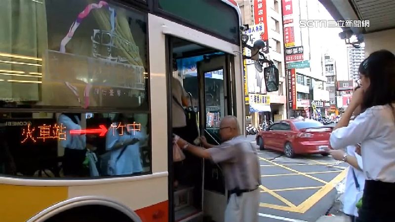 竹市公車突減班　家長：高虹安只想到關埔