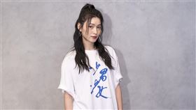 管罄在《少男少女》演媽媽。（圖／華納兄弟提供）