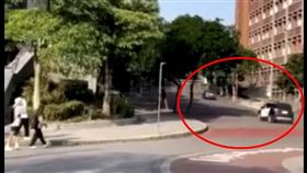 ▲桃園龜山國立體育大學內爆警匪追逐(紅圈處)，不少師生目擊警車與張姓駕駛的轎車展開追逐。（圖／翻攝自黑色豪門企業臉書）