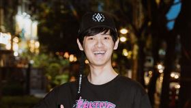 尊（圖／翻攝自尊臉書）