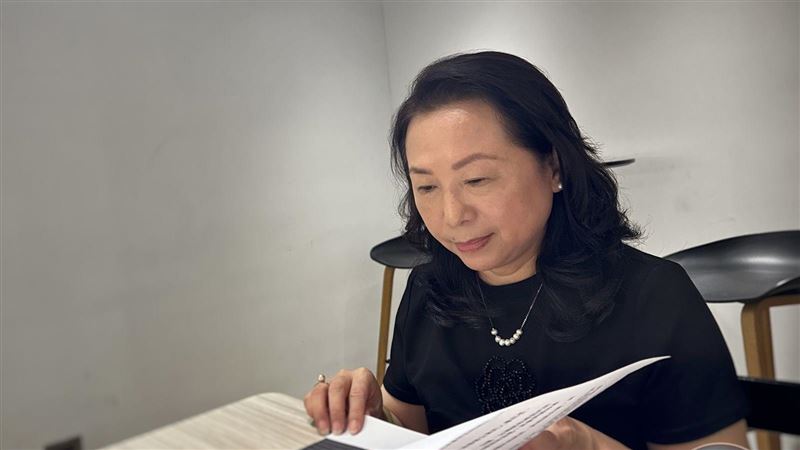 「加速統一」發言惹議 徐春鶯控照片疑P圖