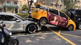 車禍,澄清路,高雄,Land Rover Defender.Porsche Taycan