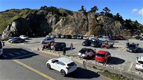 合歡山停車場擬收費（1）農業部林業及自然保育署南投分署目前正在辦理合歡山昆陽、武嶺、合歡山莊3處停車場收費規劃，預計民國113年3月開辦，盼藉以提高停車場周轉率、改善停車亂象、符合使用者付費原則等。圖為武嶺停車場。（民眾提供）中央社記者蕭博陽南投縣傳真 112年11月4日