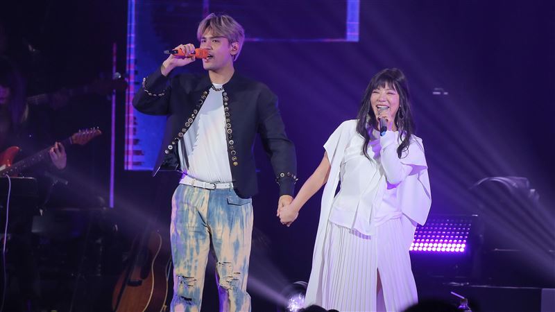 成軍紀念日曝驚喜！陳零九、邱鋒澤組團三年罕洩真心話