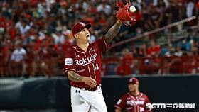 ▲台灣大賽首戰，樂天桃猿投手陳鴻文11局下登板無失分。（圖／記者劉彥池攝影）