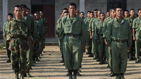 克欽獨立軍（Kachin Independence Army）也加入對軍政府部隊的襲擊。（圖／美聯社／達志影像）