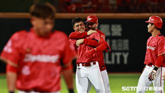 14局下2出局劉基鴻再見轟　味全龍奪首勝